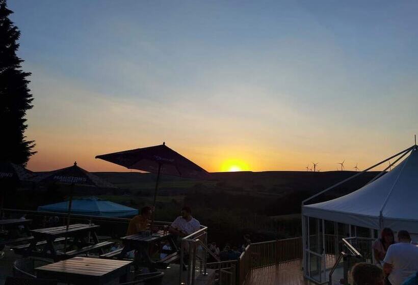 צימר Moorcock Inn Littleborough