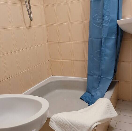 민박 Residencia Paris Marinha