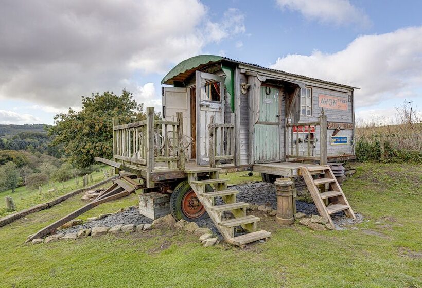 Glamping Wagon   1 X Double Bed, 2 X Single Bed