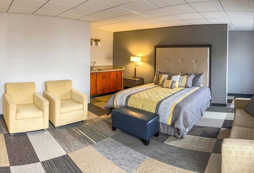 هتل Coratel Inn By Jasper Iowa Fairfield