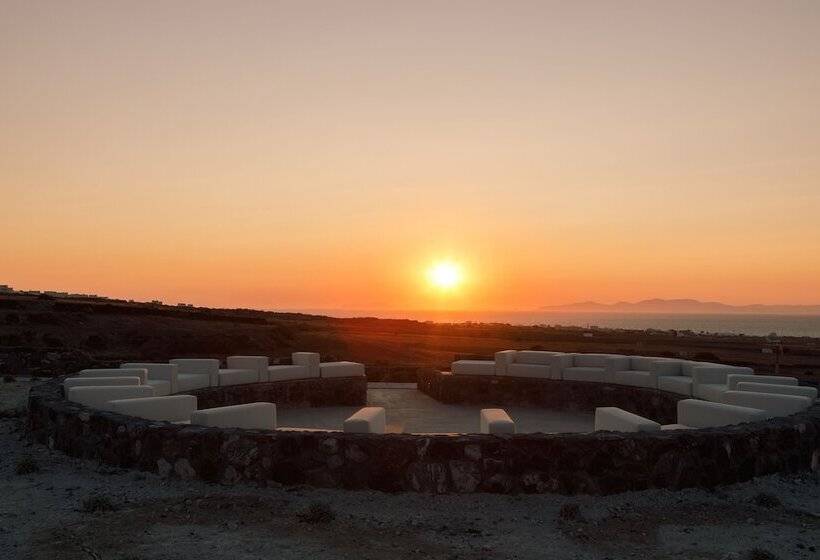 هتل Elysian Retreat