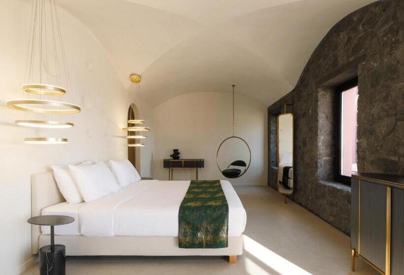 هتل Elysian Retreat