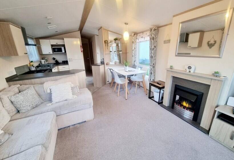 酒店 Impeccable 2 Bed Caravan In Morpeth   Willow Burn