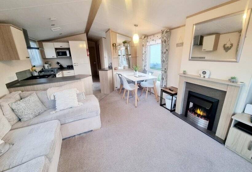 酒店 Impeccable 2 Bed Caravan In Morpeth   Willow Burn