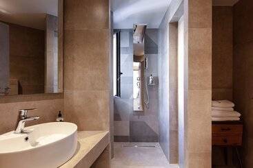 هتل Lines Concept Accommodation