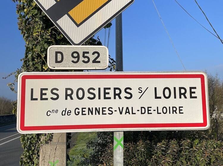 هتل Logis Loire