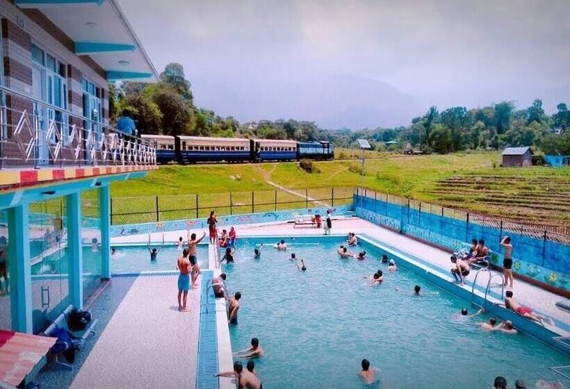 فندق Waterland