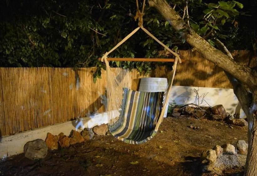 إقامة Avdou Village House With Pool