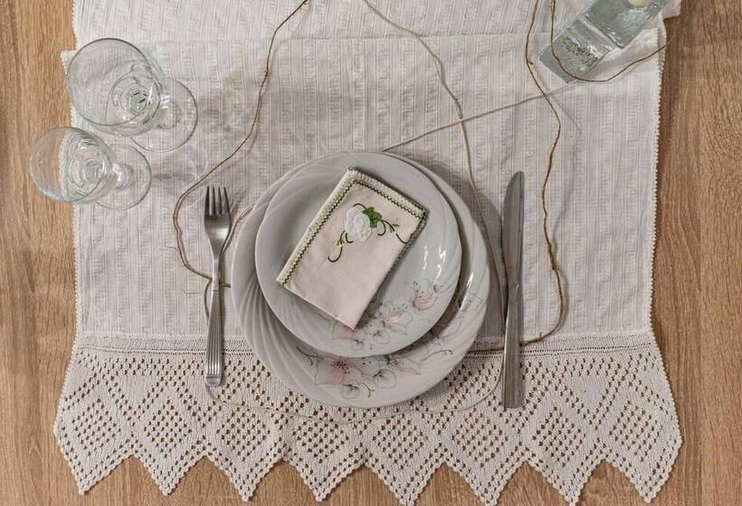 إقامة Avdou Village House With Pool