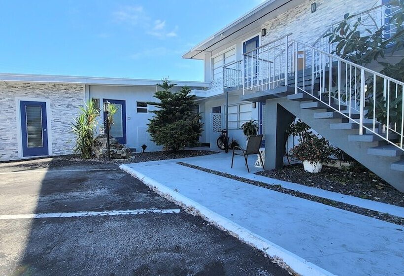 Beachway Inn
