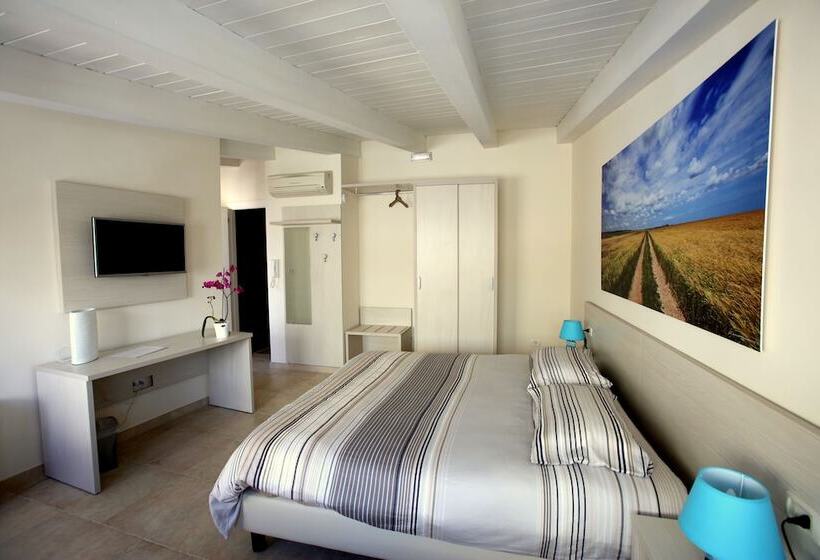 تختخواب و صبحانه Casa Rubis