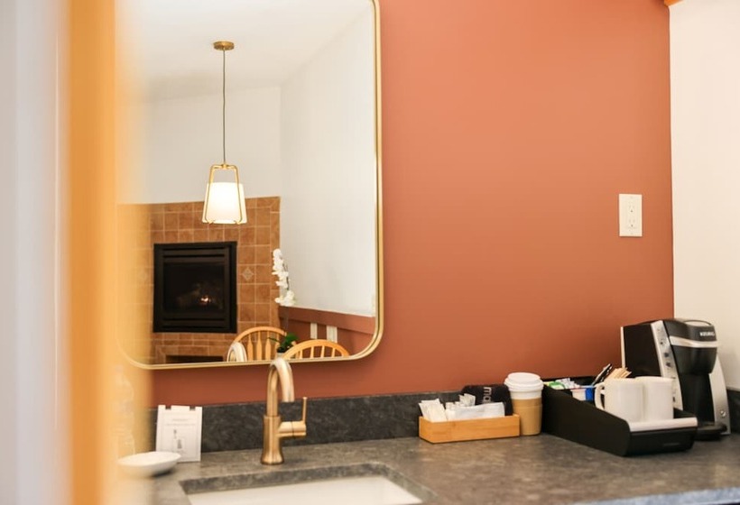 ベッドアンドブレックファースト Outland Chalet & Suites Great Smoky Mountains