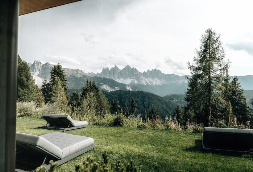 Отель Anders Suites
