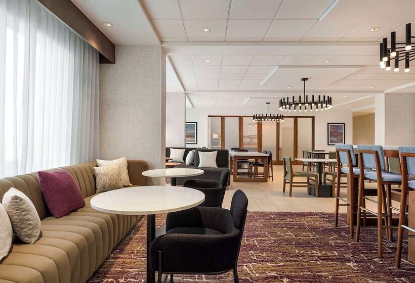 هتل Hampton Inn Stockton, Ca