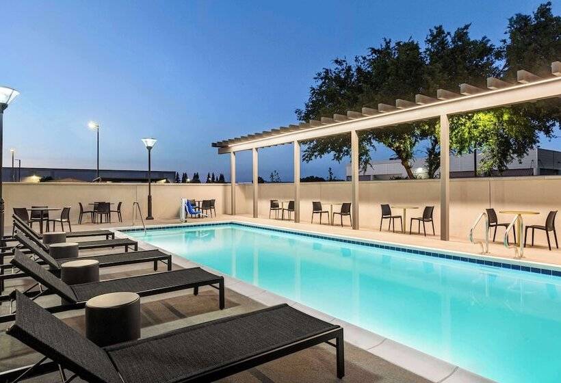 هتل Hampton Inn Stockton, Ca