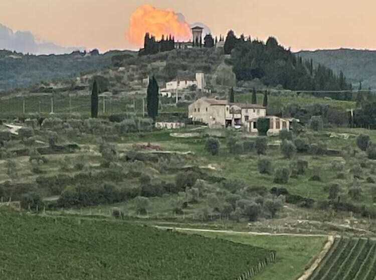 田舎風ホテル Corte Di Valle Wine And Resort