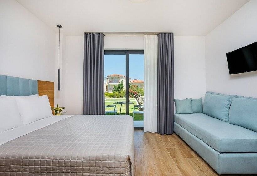 פנסיון Alexmare Hotel Fourka