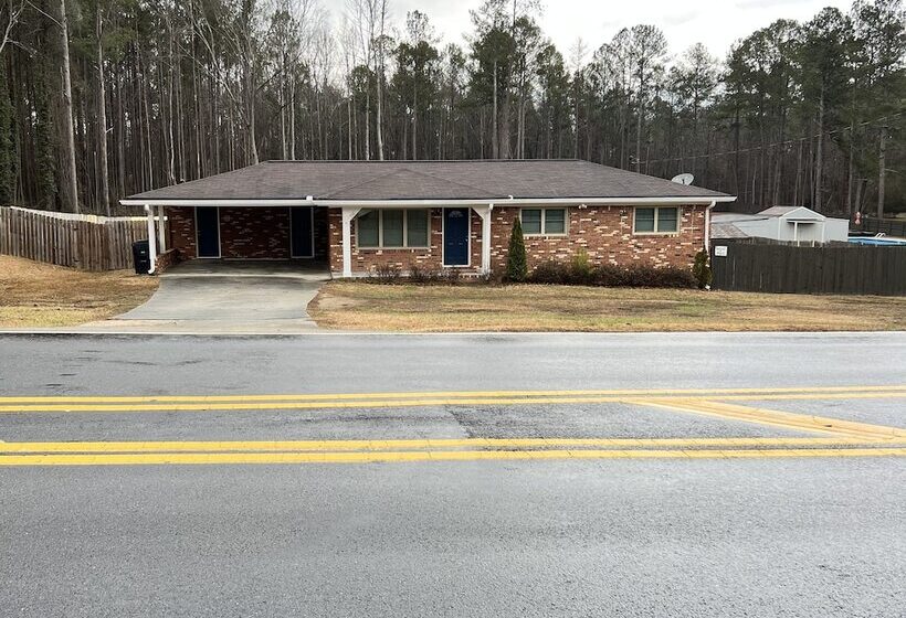 بنسيون Nice Family Home