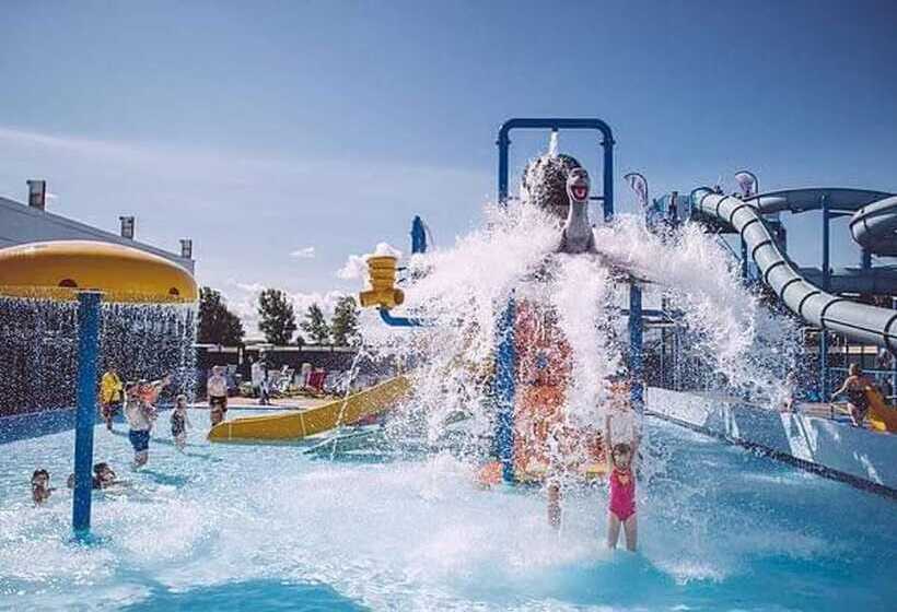 住所  205 Holiday Resort Unity 6 Berth Pet Friendly