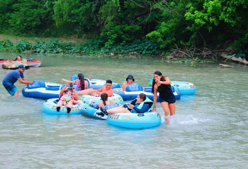 11 Blue River Camp   Glamping Cabin