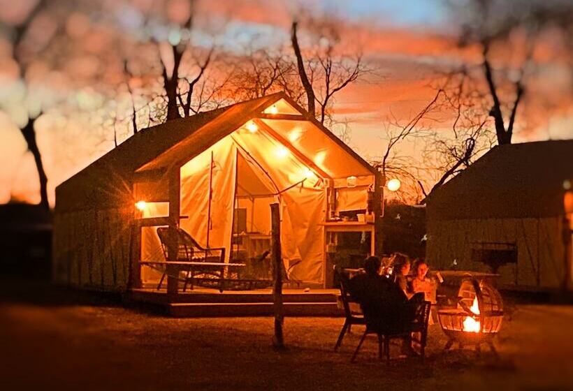 15 Blue River Camp   Glamping Cabin