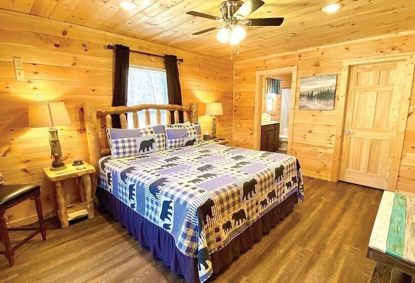 A Creekside On The Bluff