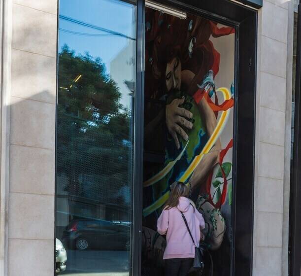 تختخواب و صبحانه Faz Hostel