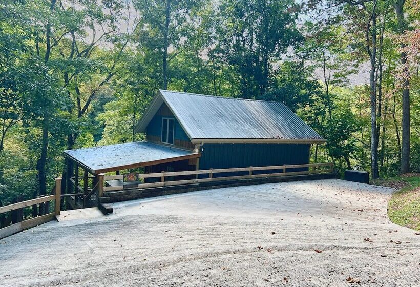 Bigfoots Hideaway