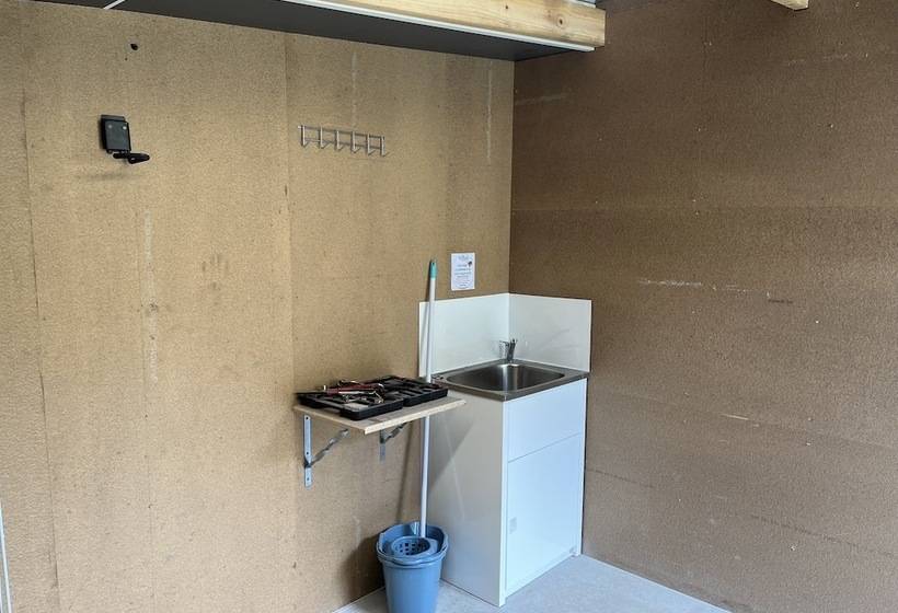 Derby Digs Cabin