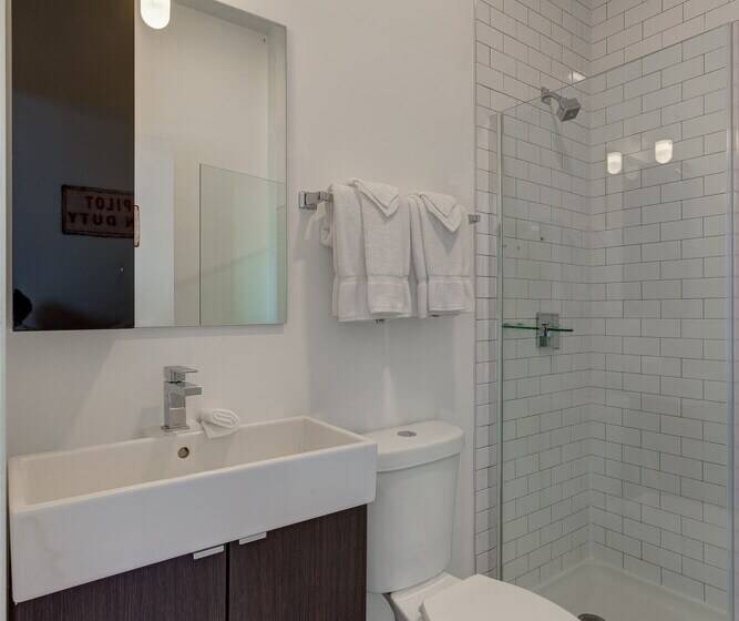 Ground Floor Studios In Chicago By 747 Lofts