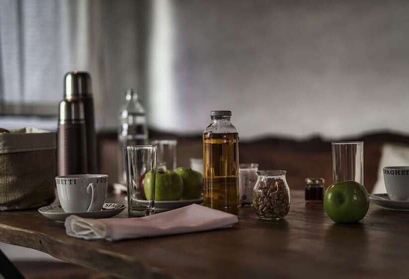 فندق Cinco Cumbres Luxury Camp & Eco Lodge