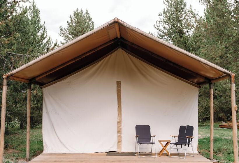 هتل Starlight Retreat Yellowstone