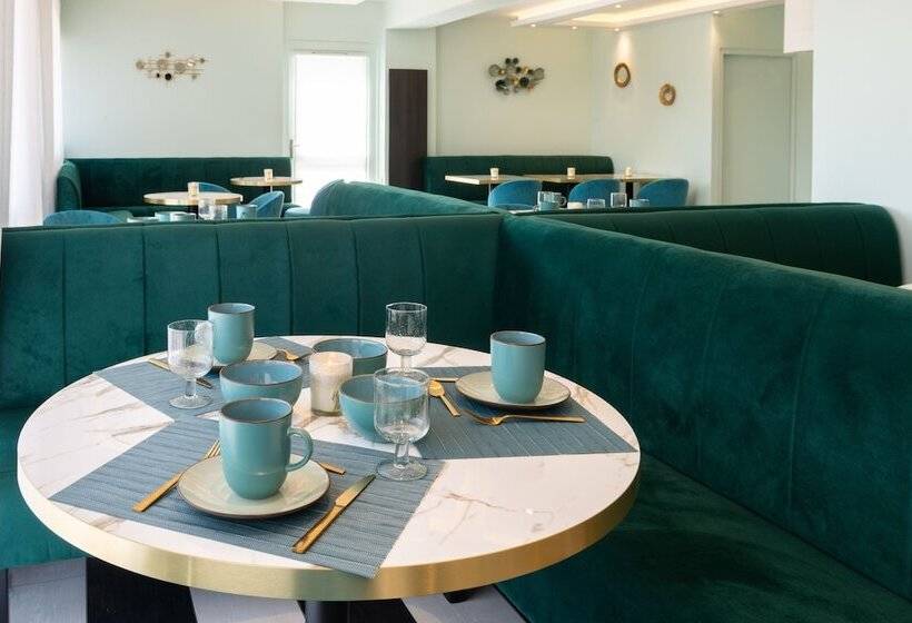 ホテル The Originals Boutique, Hôtel Porte De Dieppe