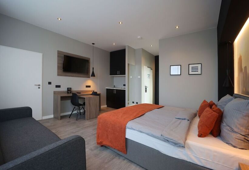 Juststay Mülheim Hotel & Apartments