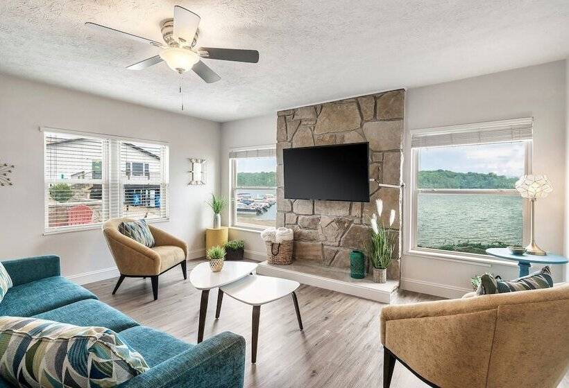 Lakeside Cottage