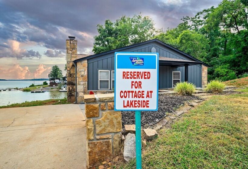 Lakeside Cottage