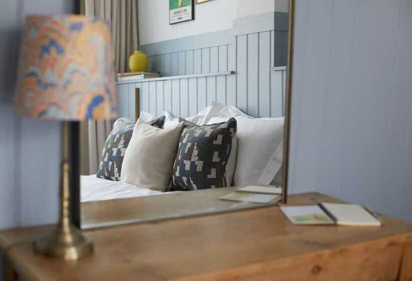 דירת נופש Beautiful 2 Bed Victorian Conversion In Pewsey