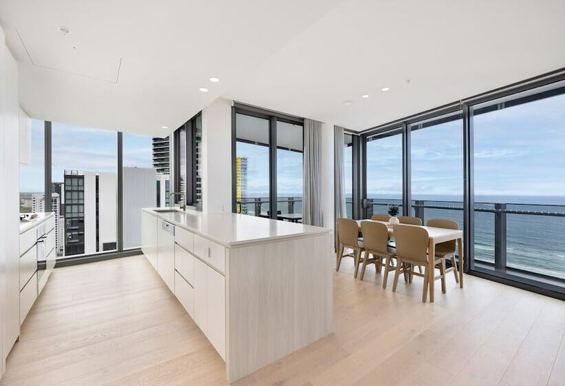 Signature Broadbeach   Gclr