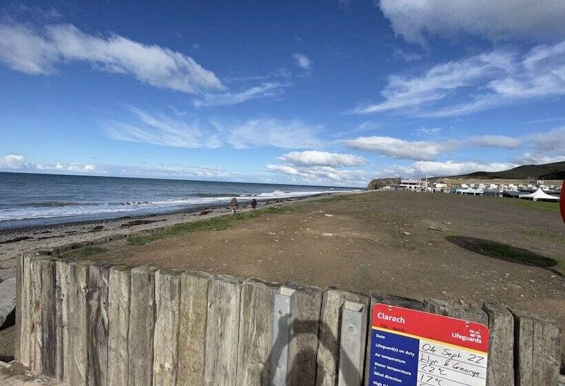 Beautiful 2 Bed Chalet In Aberystwyth