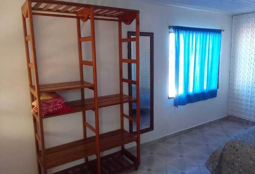 פונדק Pousada A Vila Do Pirata