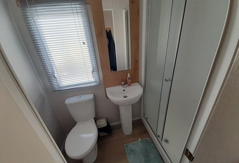 בית מלון כפרי Beautiful 3 Bed Caravan In Walton On The Naze