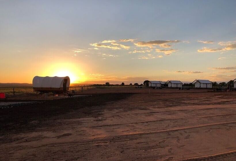 בית מלון כפרי Desert Sage Retreat