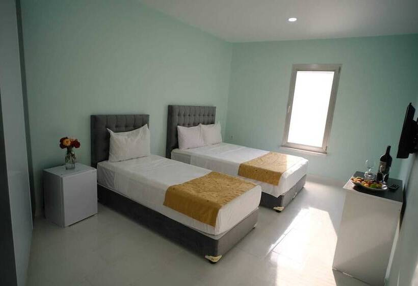 בית מלון כפרי Forest Blue Beach