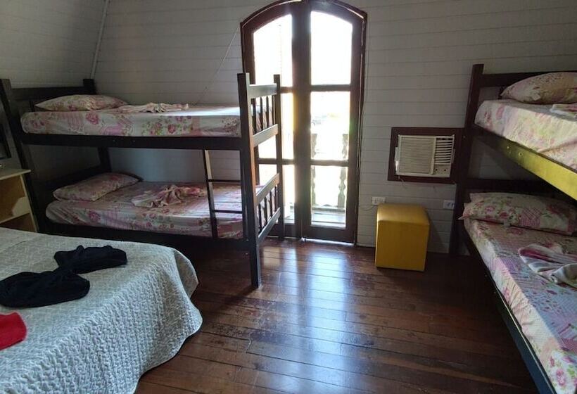 ホテル Pousada Alojaki Hostel