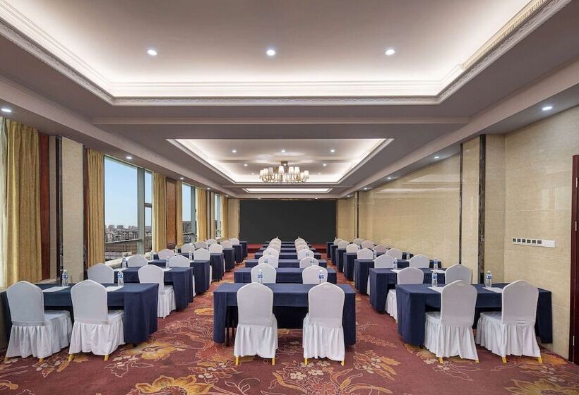 هتل Ramada Plaza By Wyndham Yangzhou Downtown