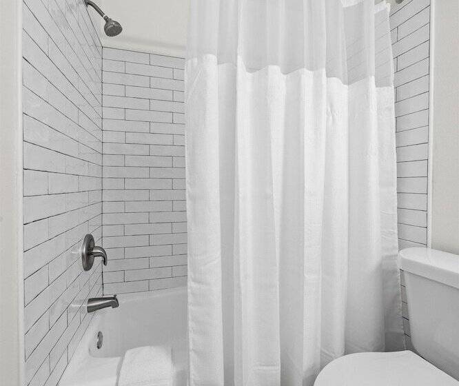 Отель Sebastian Saltwater Lodge