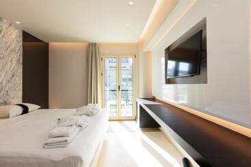Kahlua Sea View Suites