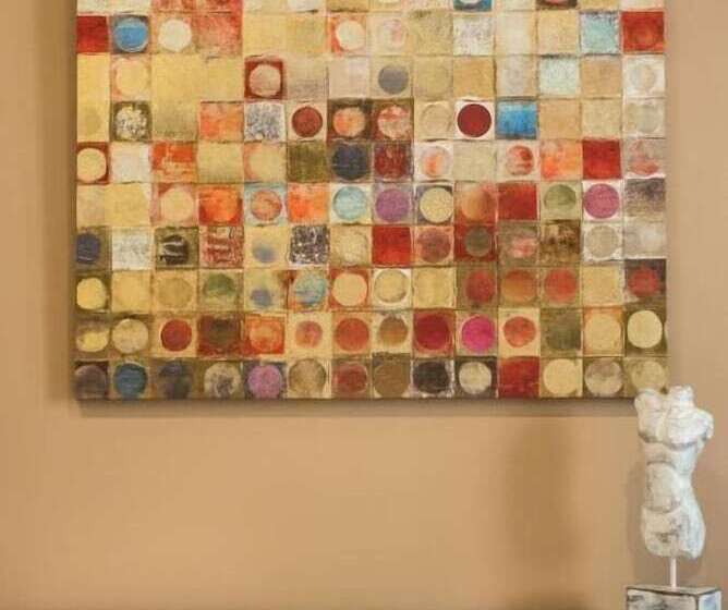 پانسیون Ph Downtown Suites