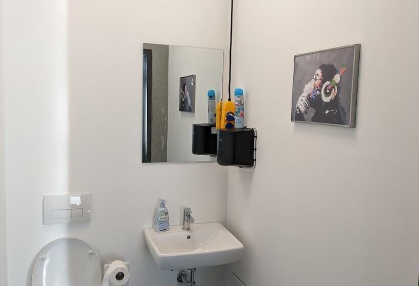 레지던스 Boardingrooms Direct A8, Close To Stuttgart, 25min