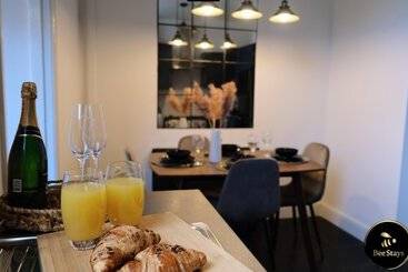 اقامتگاه Pickmere House  An Oasis Near Town Centre